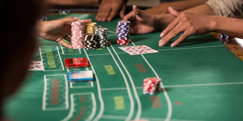 Hướng dẫn cách chơi baccarat